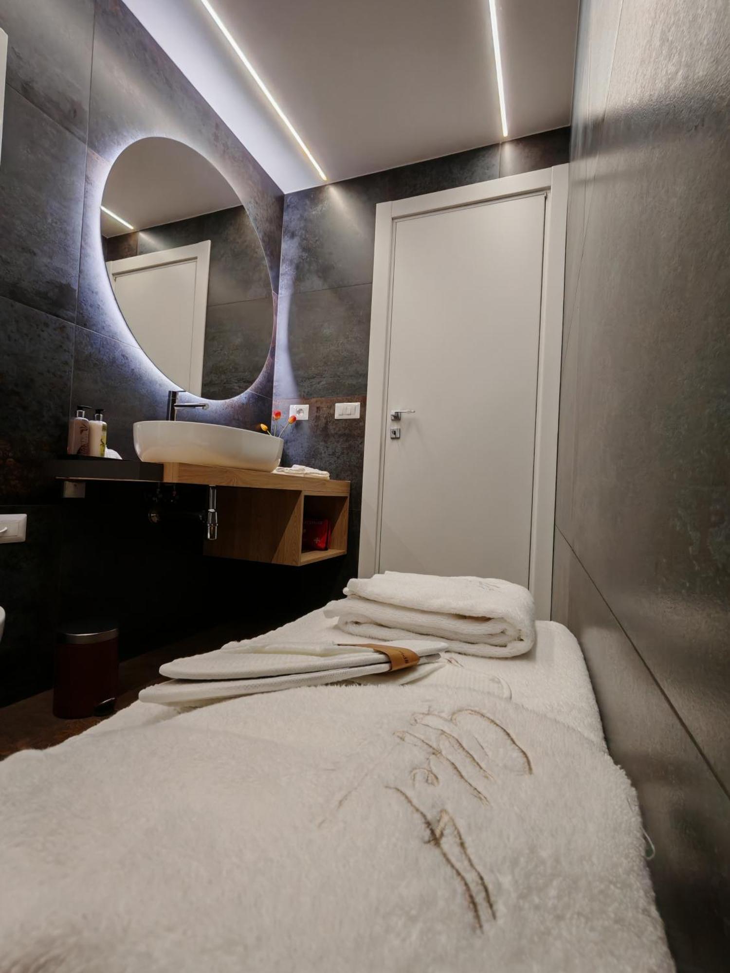 Effe4 Lovely Room Bari Ruang foto